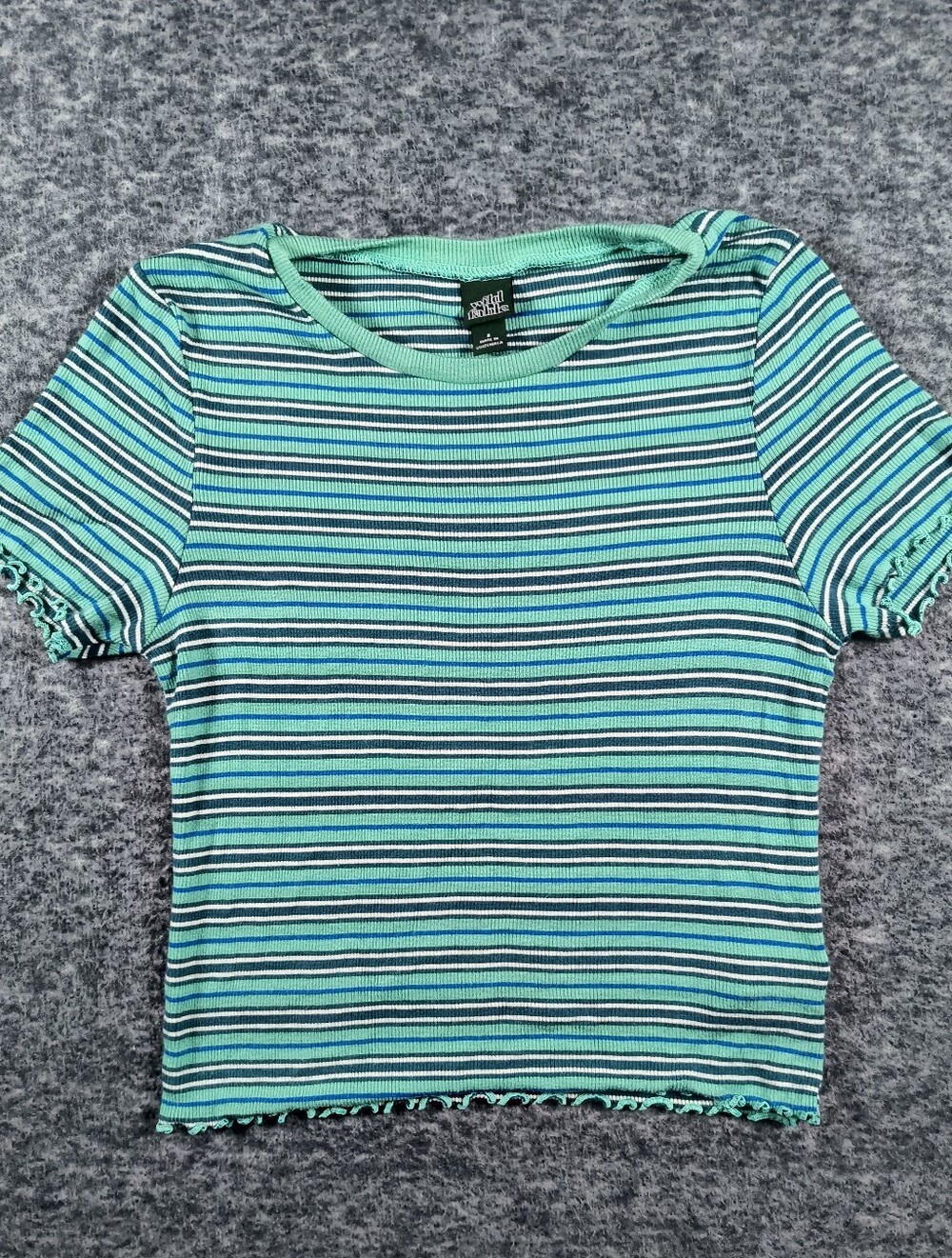 🔥Bundle 2 For $7🔥 Wild Fable mint striped cropped T-shirt, women's small